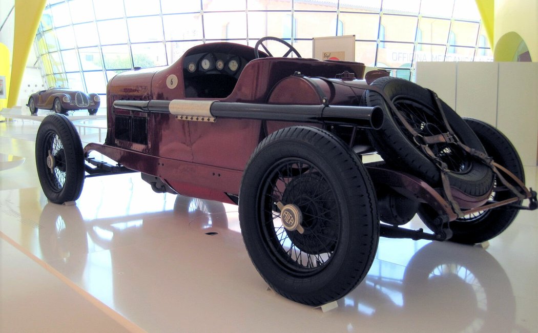 Alfa Romeo 40/60 HP (1922)