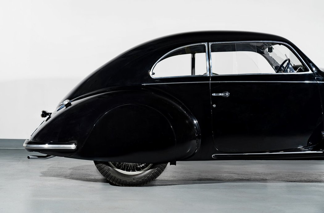 Alfa Romeo 6C 2300B Mille Miglia Berlinetta by Touring  (1938)