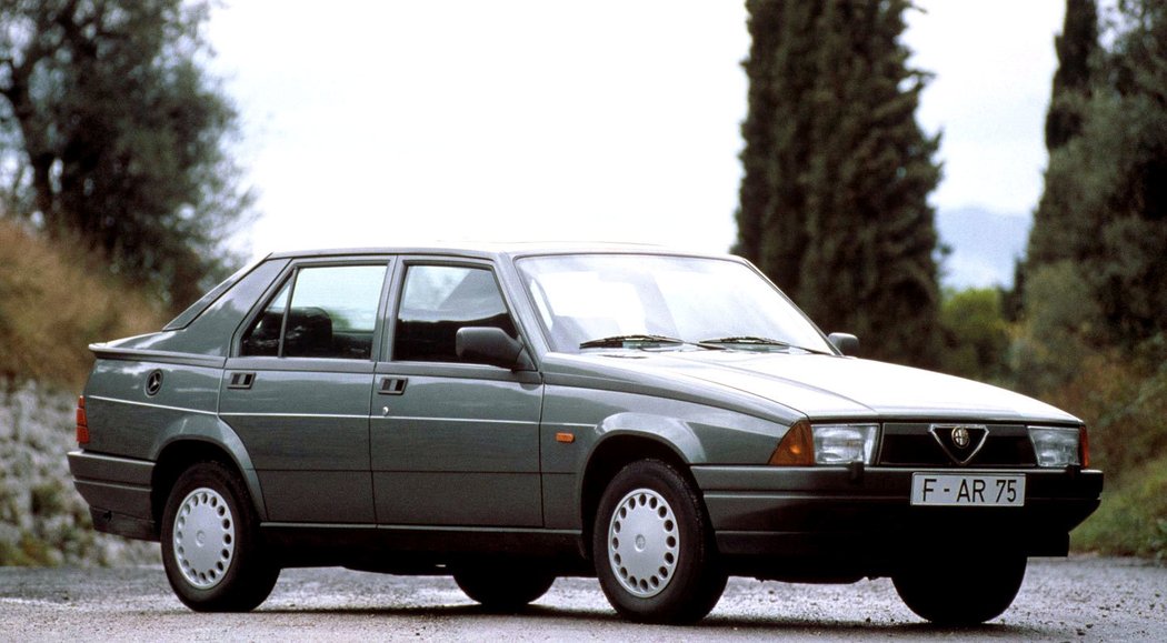 Alfa Romeo 75 (1988)