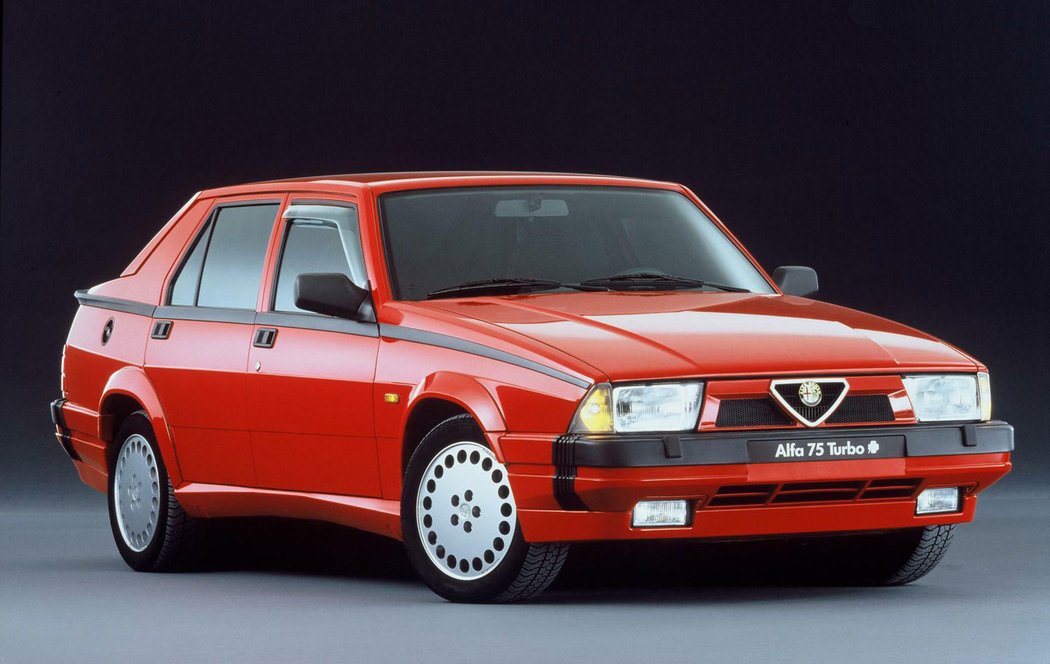 Alfa Romeo 75 Turbo (1988)