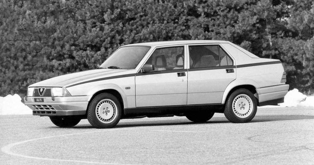 Alfa Romeo 75 Turbo (162B) (1986–1987)