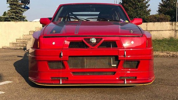 Alfa Romeo Giulia je prima, ale 75 Turbo Evoluzione A1/IMSA je nádherně drsná