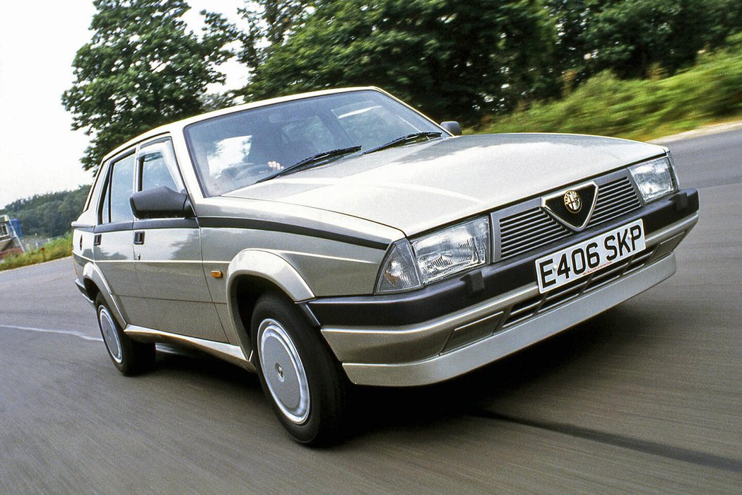 Alfa Romeo 75 Twin Spark 2.0 (162B) (1987–1988)