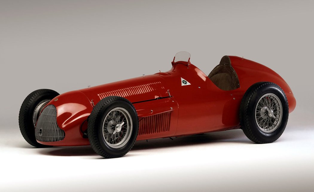 Alfa Romeo Alfetta 159