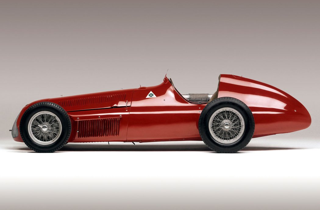 Alfa Romeo Alfetta 159