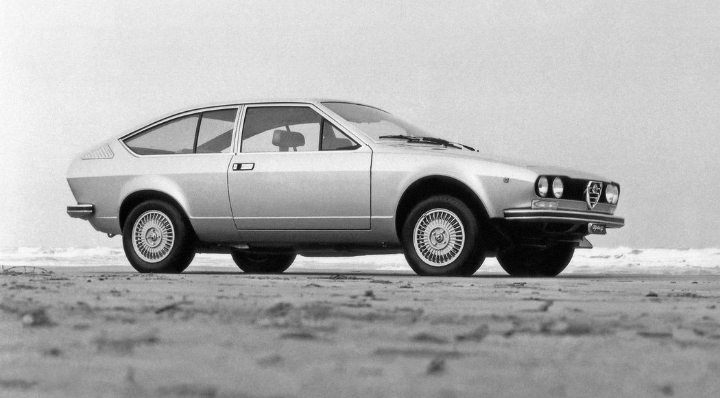 Alfa Romeo Alfetta GT (1974–1976)