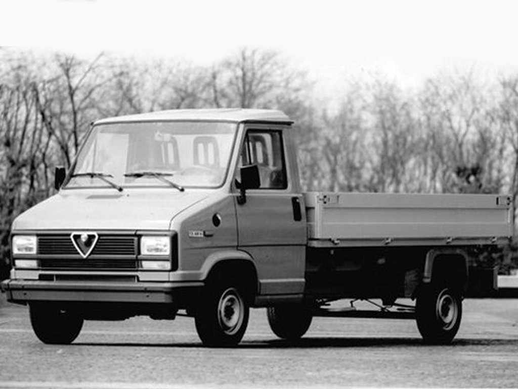 Alfa Romeo AR6 (1985)