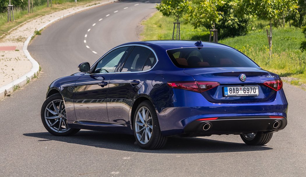 Alfa Romeo Giulia Super