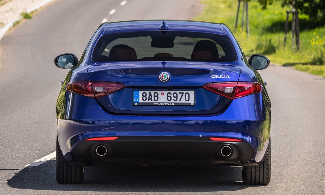 Alfa Romeo Giulia Super