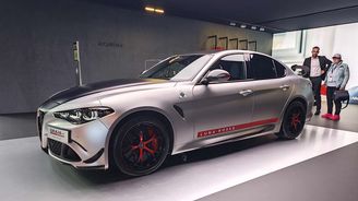 Alfa Romeo Giulia Quadrifoglio Luna Rossa Alfa Romeo Giulia Quadrifoglio Luna Rossa