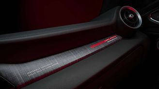 Alfa Romeo Giulia Quadrifoglio Luna Rossa Alfa Romeo Giulia Quadrifoglio Luna Rossa