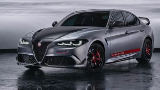 Alfa Romeo Giulia Quadrifoglio Luna Rossa Alfa Romeo Giulia Quadrifoglio Luna Rossa