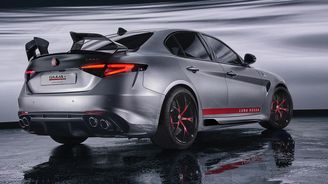 Alfa Romeo Giulia Quadrifoglio Luna Rossa Alfa Romeo Giulia Quadrifoglio Luna Rossa