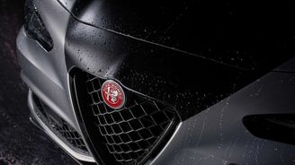 Alfa Romeo Giulia Quadrifoglio Luna Rossa Alfa Romeo Giulia Quadrifoglio Luna Rossa