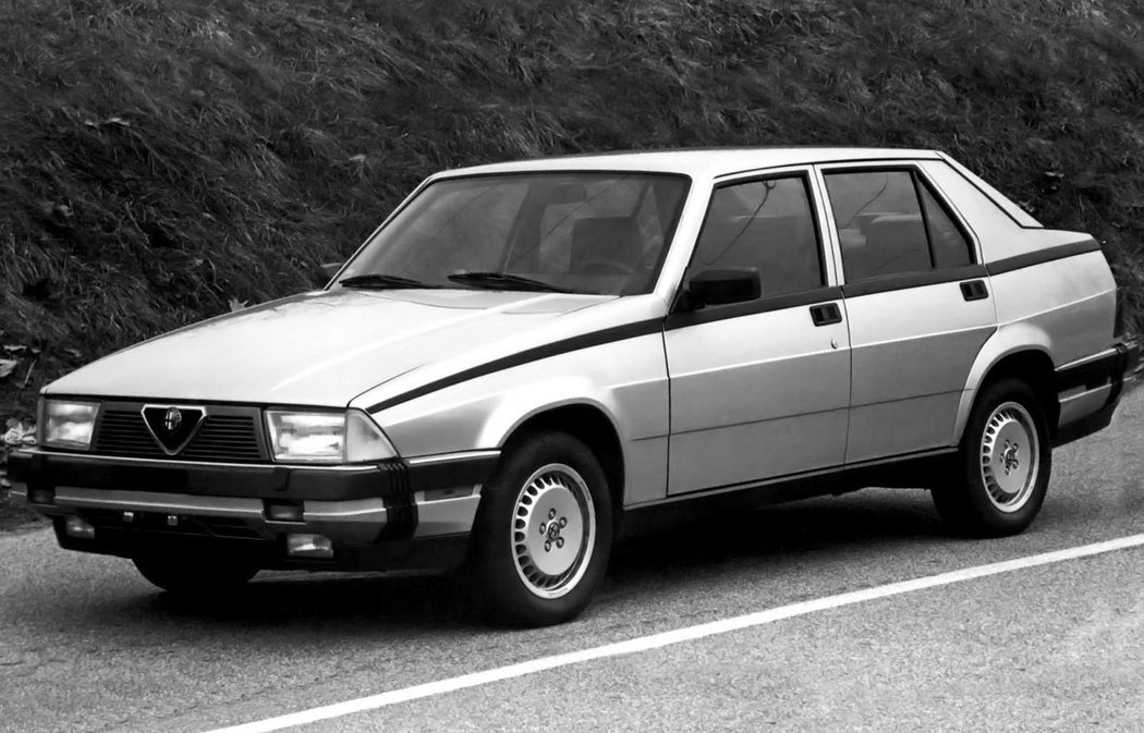 Alfa Romeo Milano (1986)