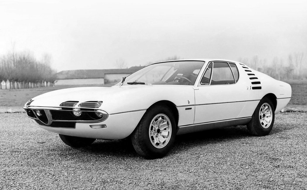 Alfa Romeo Montreal (1967)