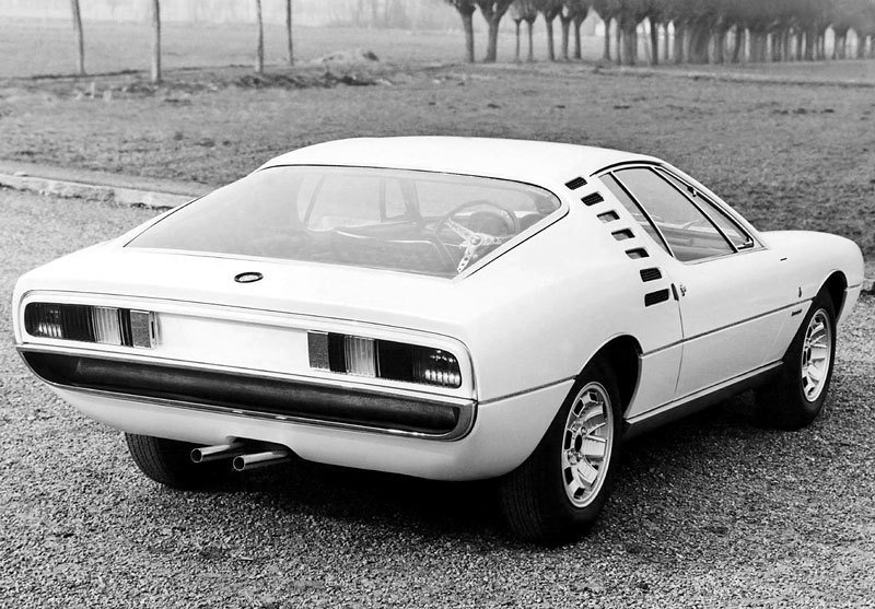 Alfa Romeo Montreal (1967)