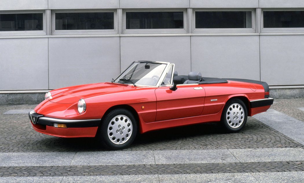 Alfa Romeo Spider (1986)