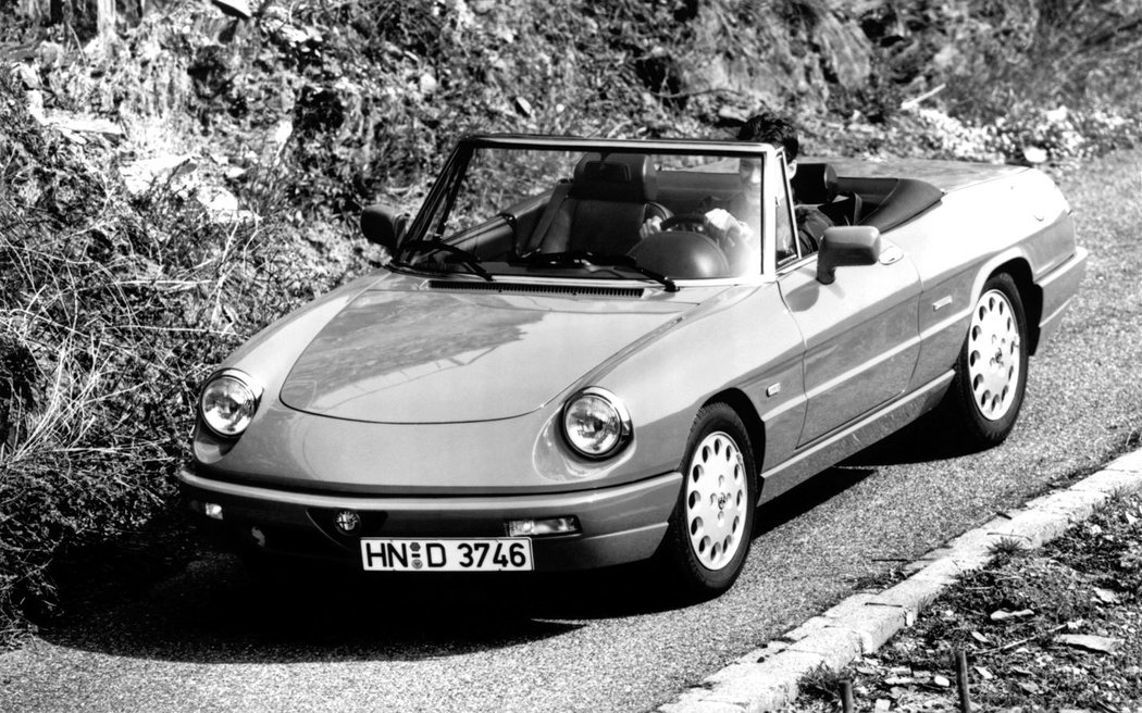 Alfa Romeo Spider (1990)