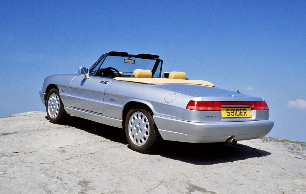 Alfa Romeo Spider (1990)