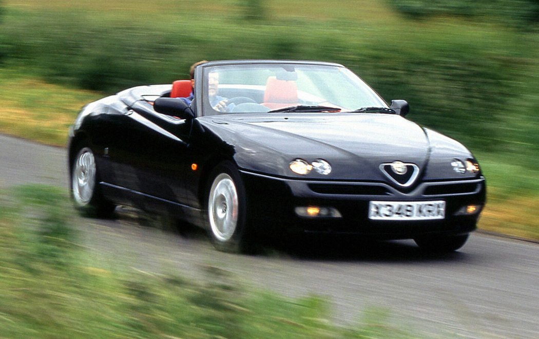 Alfa Romeo Spider (UK) (2000)