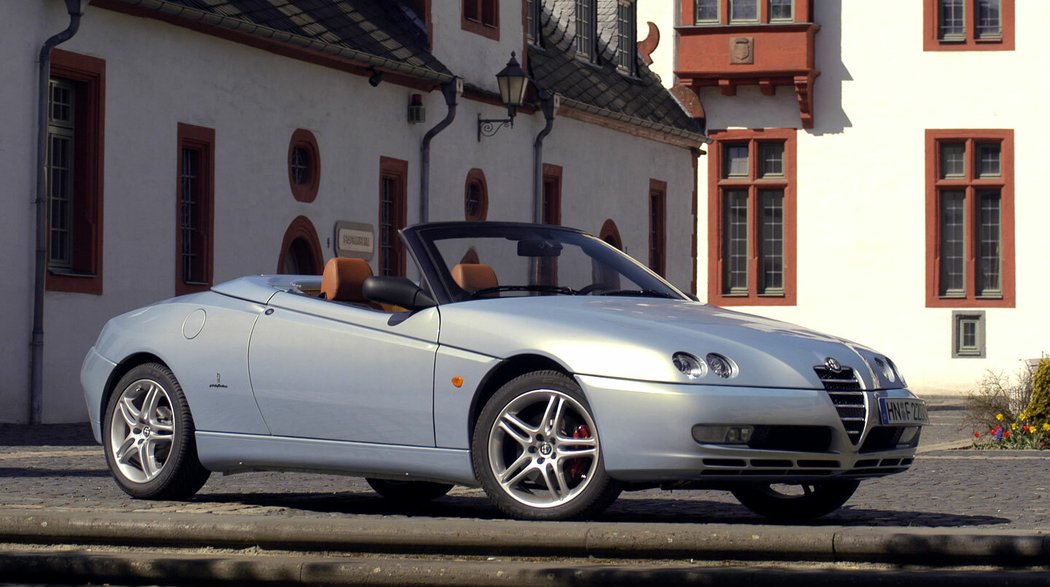 Alfa Romeo Spider (2003)