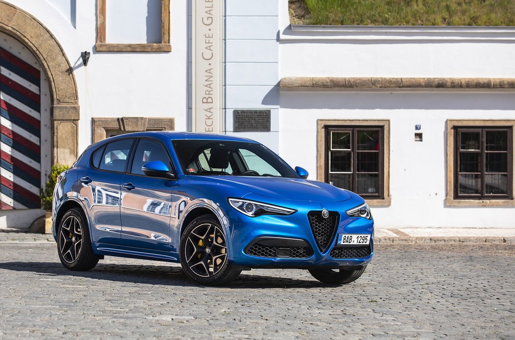 Alfa Romeo Stelvio Veloce 2.0 GME 206 kW