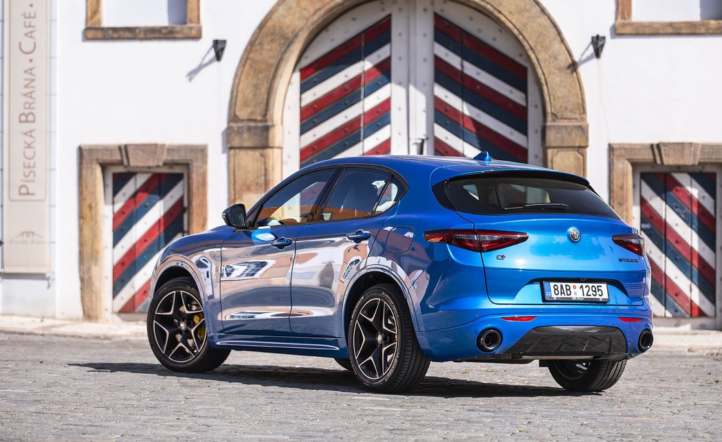 Alfa Romeo Stelvio Veloce 2.0 GME 206 kW