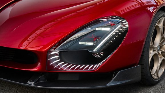 Alfa Romeo nelení. Další supersport dorazí v roce 2026