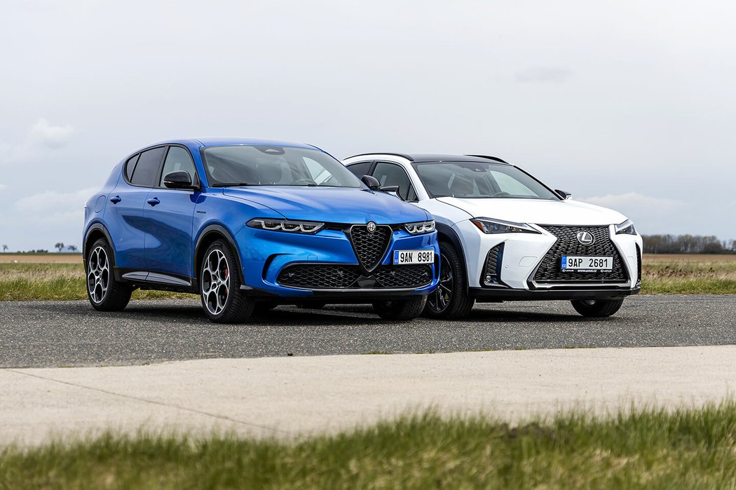 Alfa Romeo Tonale 1.5 e-Hybrid vs. Lexus UX 250h