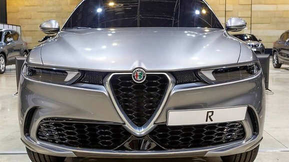 Alfa Romeo Tonale: Co už víme o sériové podobě, technice a příchodu na trh?