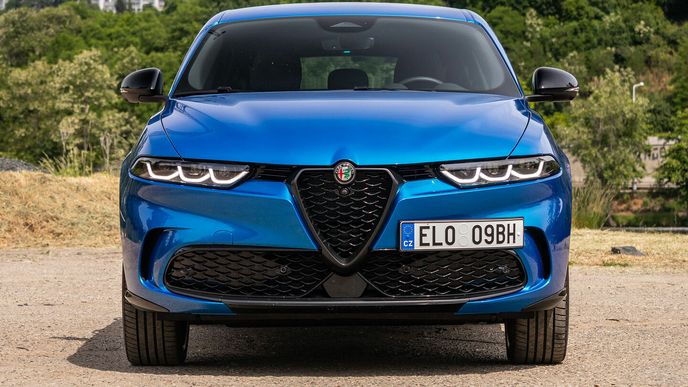 Alfa Romeo Tonale Plug-in Hybrid Q4 Alfa Romeo Tonale Plug-in Hybrid Q4