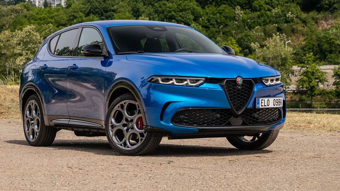 Alfa Romeo Tonale Plug-in Hybrid Q4 Alfa Romeo Tonale Plug-in Hybrid Q4