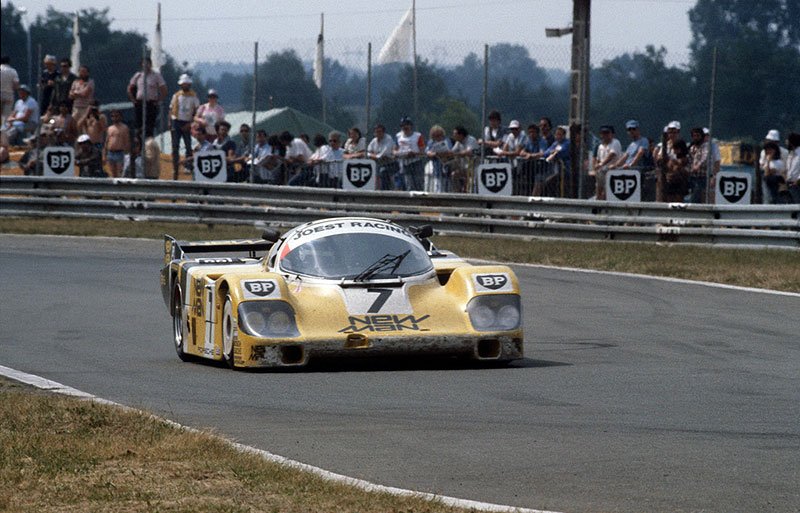 Porsche 956