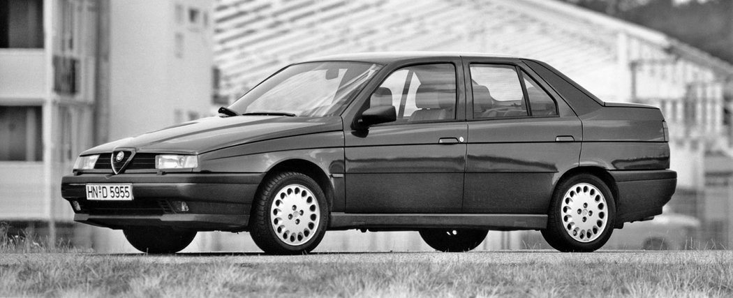 Alfa Romeo 155