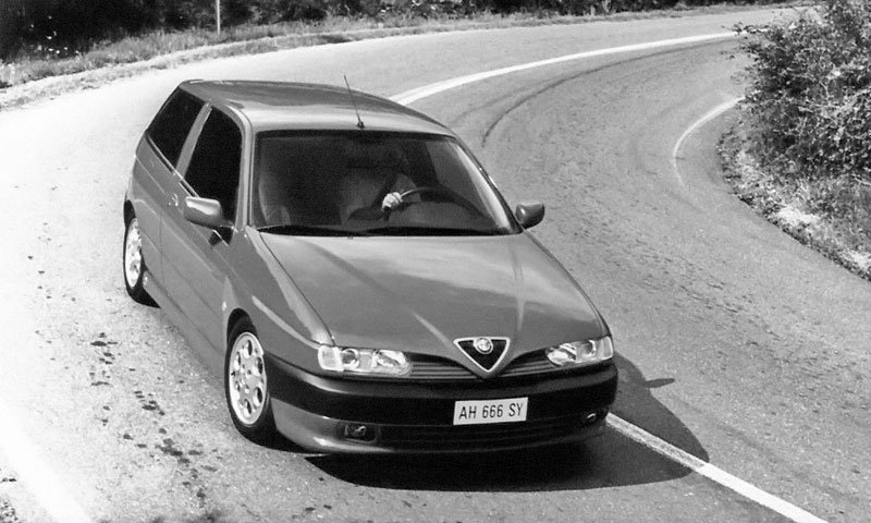 Alfa Romeo 145 Quadrifoglio Verde