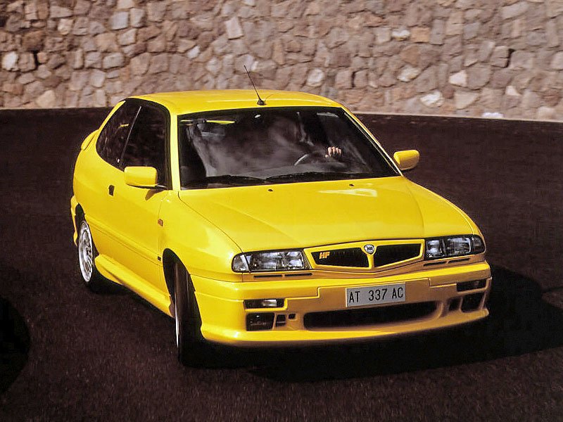 Lancia Delta 2.0 HF a HPE 2.0 HF