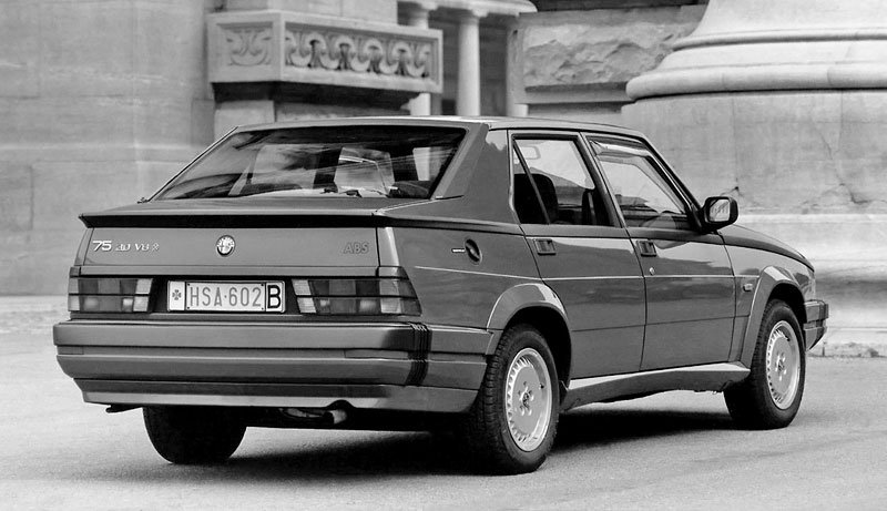 Alfa Romeo 75 (1985-1992)