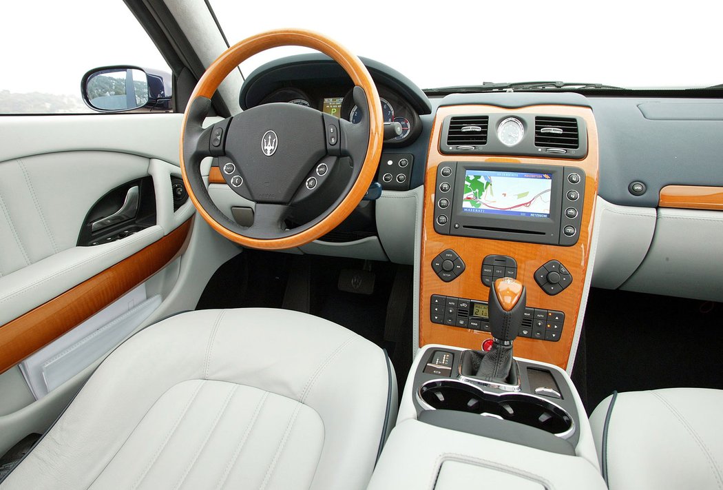 Maserati Quattroporte (2002-2012)