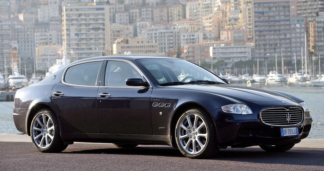 Maserati Quattroporte (2002-2012)