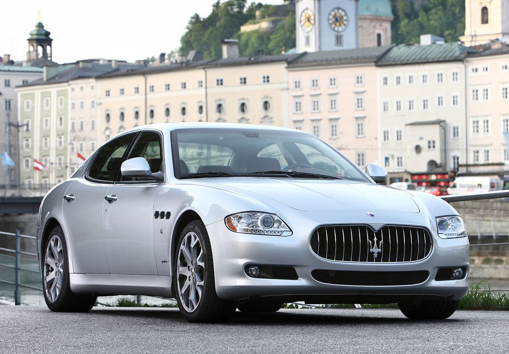 Maserati Quattroporte (2002-2012)