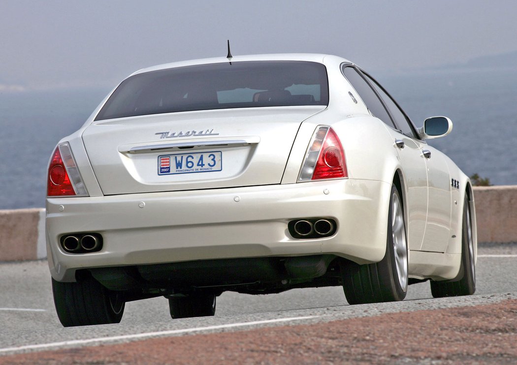 Maserati Quattroporte (2002-2012)