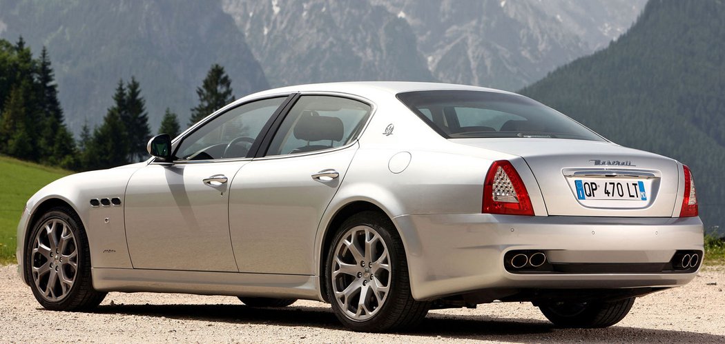 Maserati Quattroporte (2002-2012)