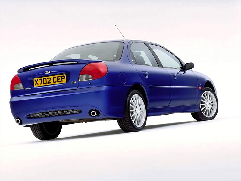 Ford Mondeo ST200