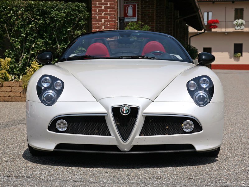 Alfa Romeo 8C Spider