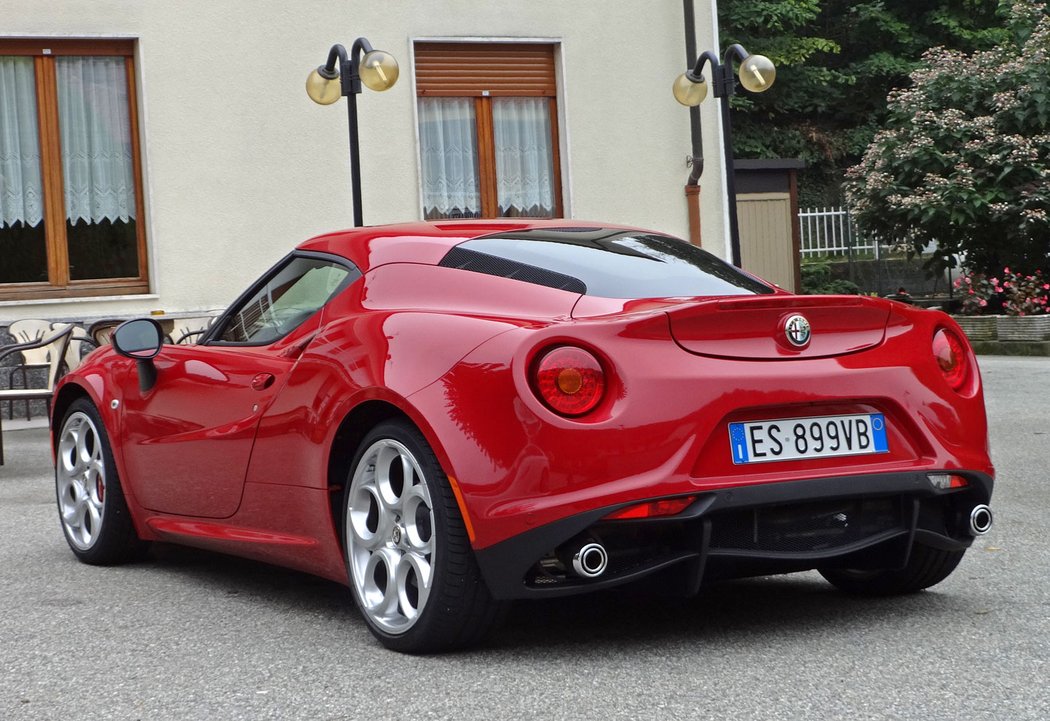 Alfa Romeo 4C