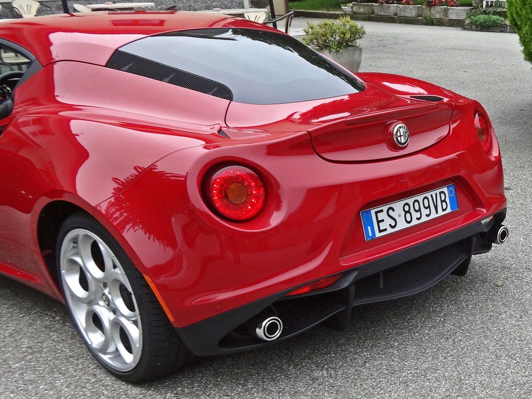 Alfa Romeo 4C