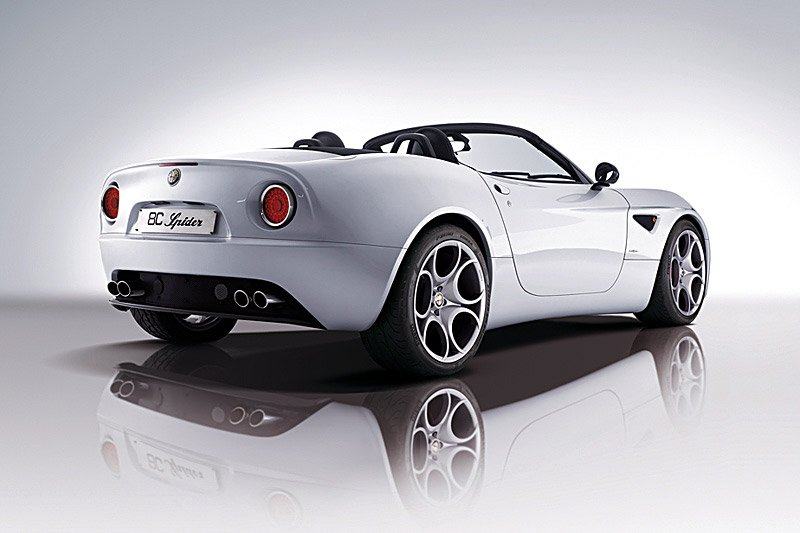 Alfa Romeo 8C Spider