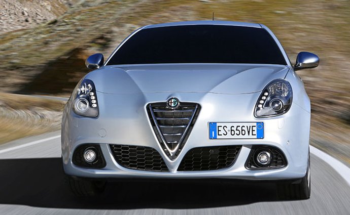 Alfa Romeo vsadí na pohon zadních a všech kol