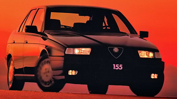 Alfa Romeo 155 (1992-1998): Okruhová mistryně slaví 25 let